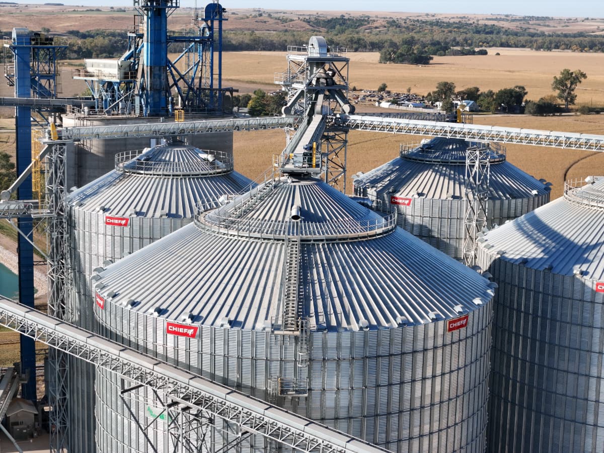 aerial view Chief Agri grain bins grain types Large Chief Agri grain bins.