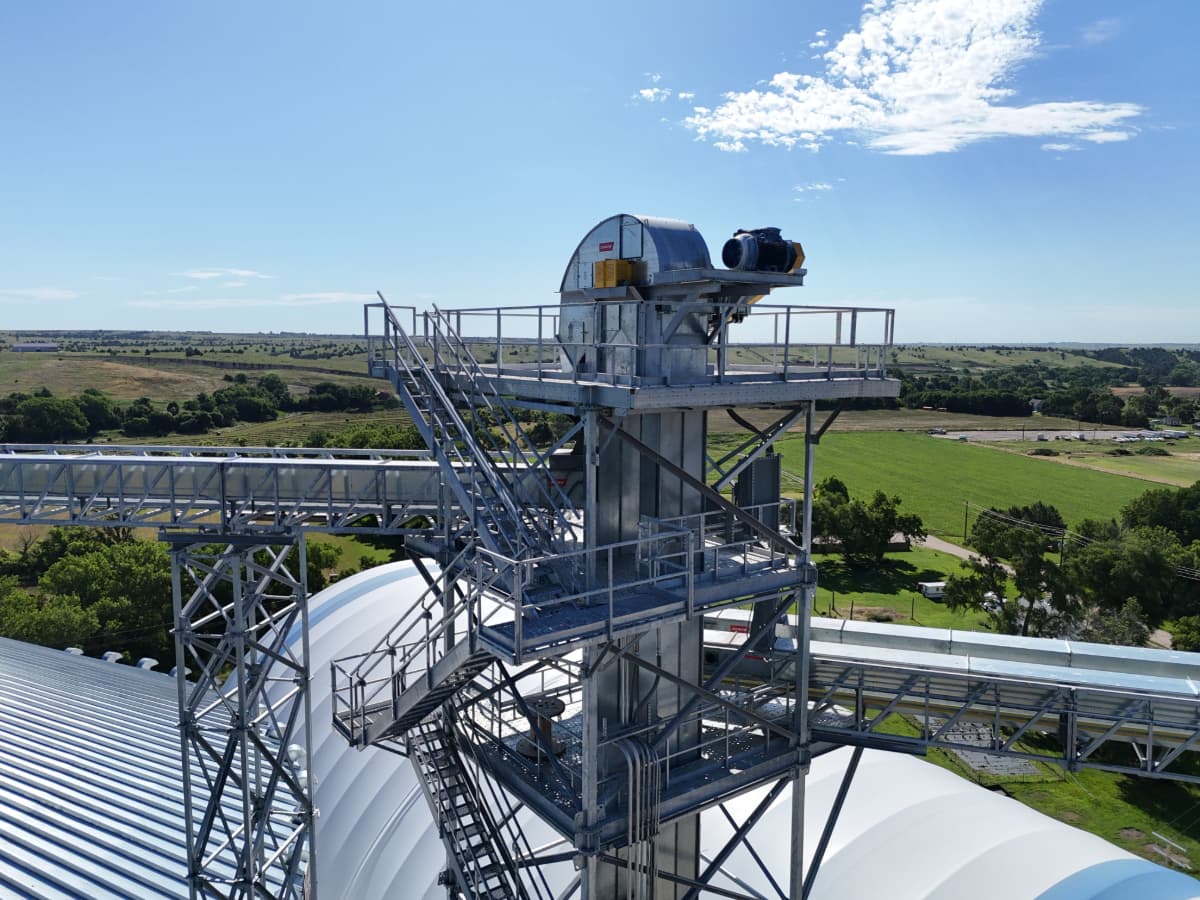A Chief Agri grain elevator.